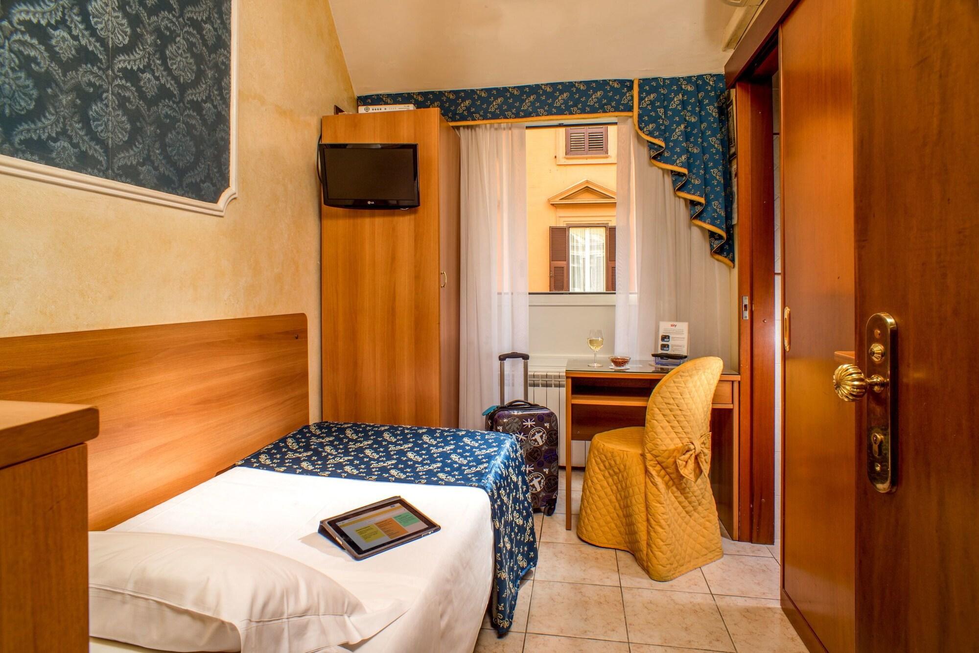 Hotel Assisi Рим Екстериор снимка