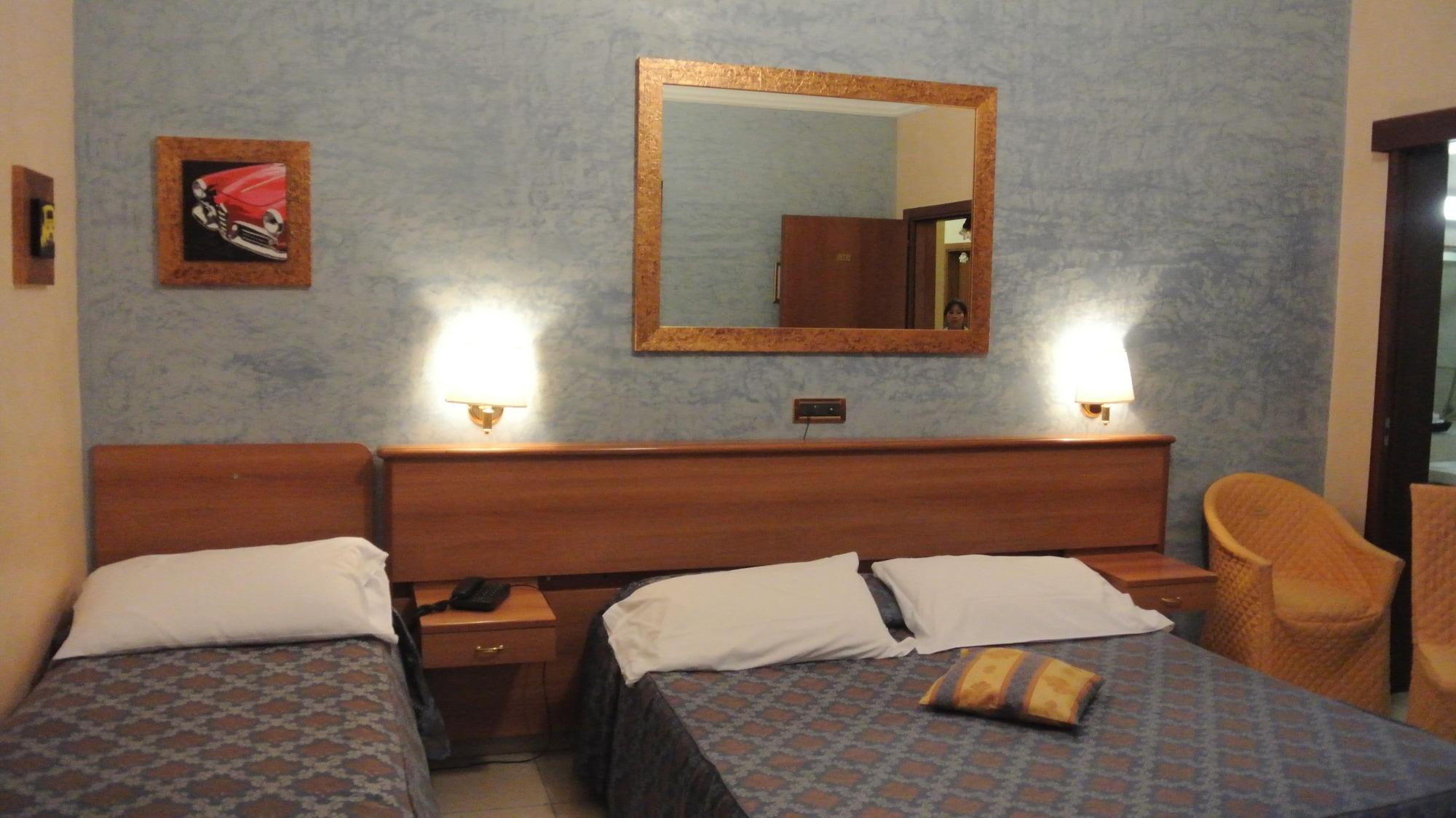 Hotel Assisi Рим Екстериор снимка