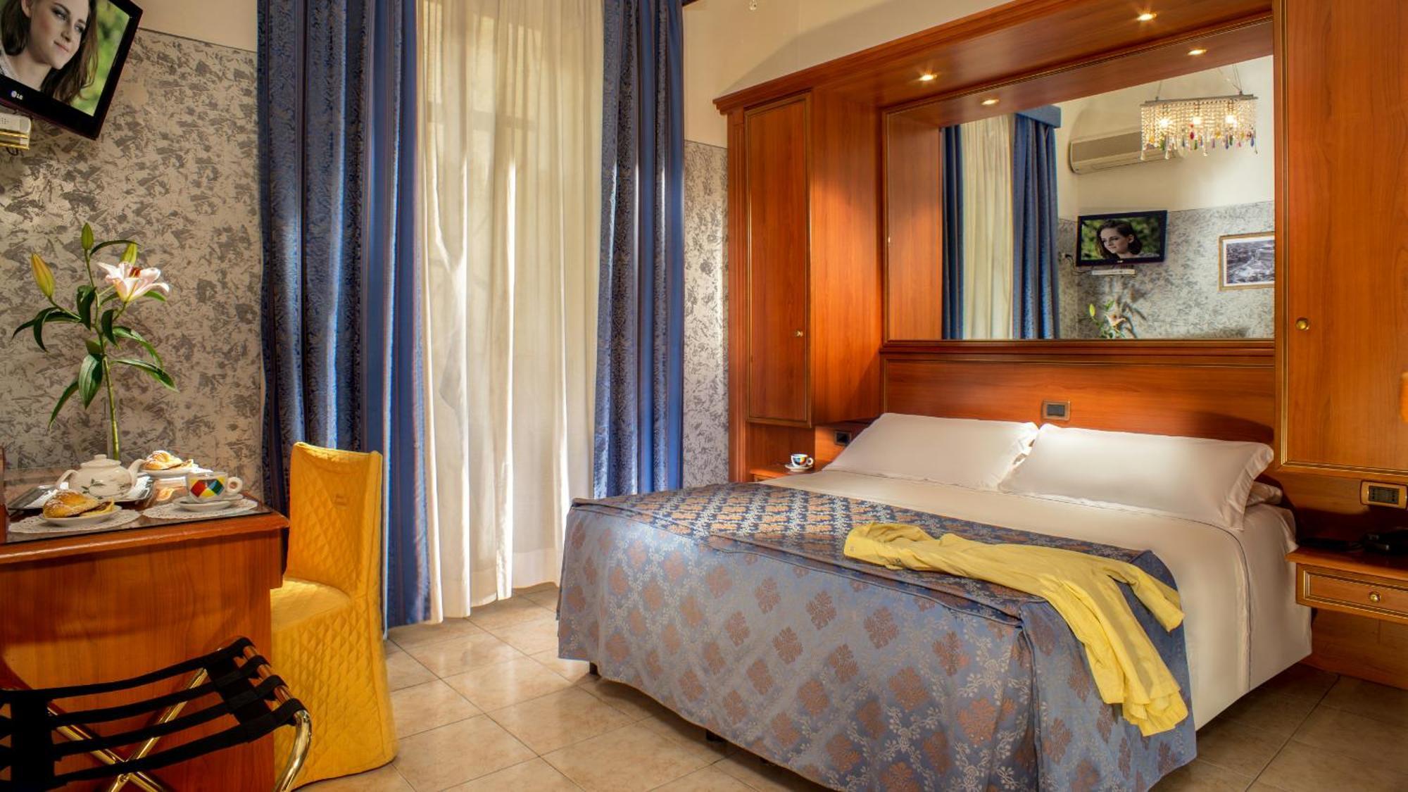 Hotel Assisi Рим Екстериор снимка
